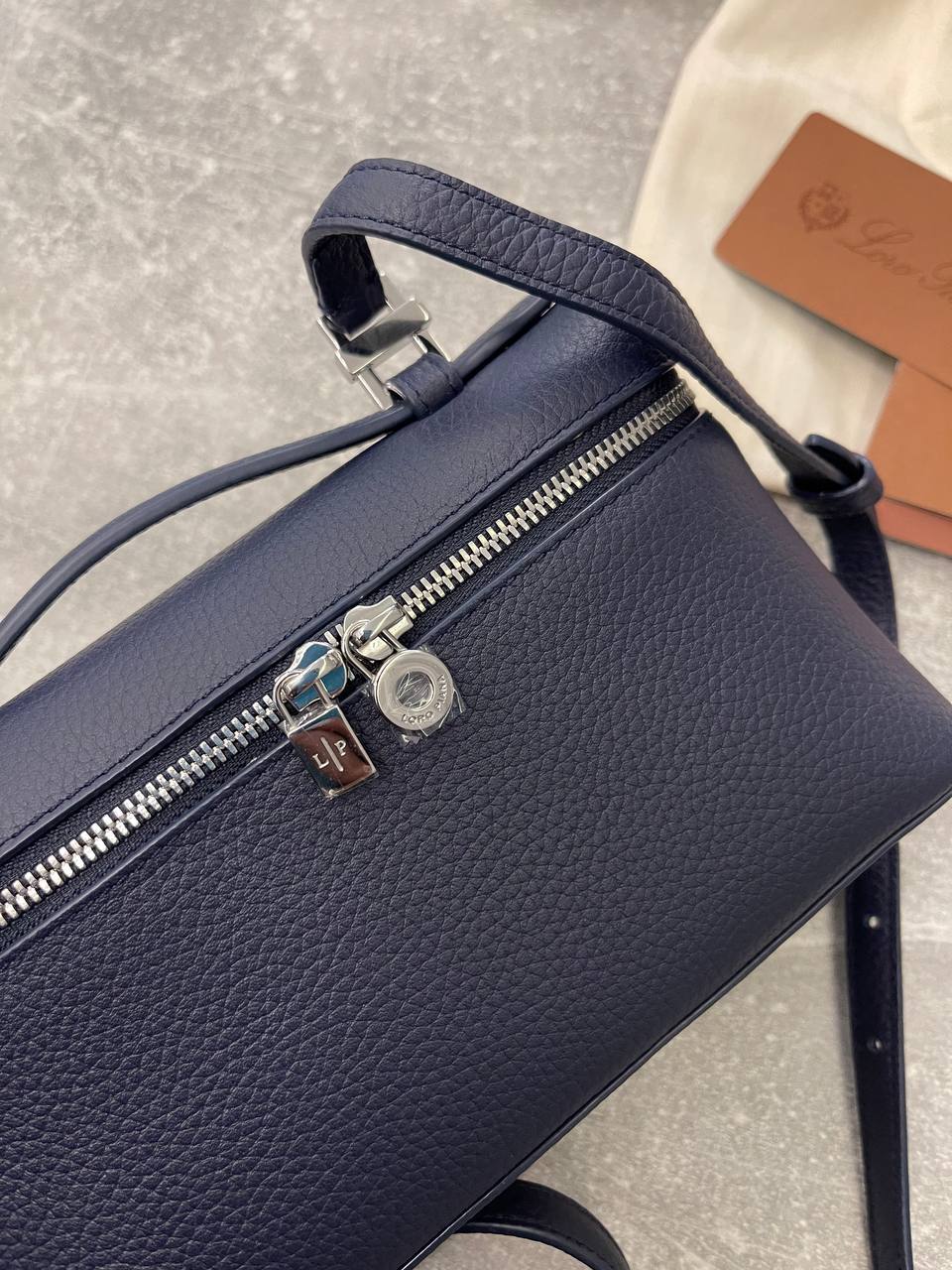 Трендовая женская сумка Loro Piana BP-42938 Трендовая женская сумка Loro Piana BP-42938