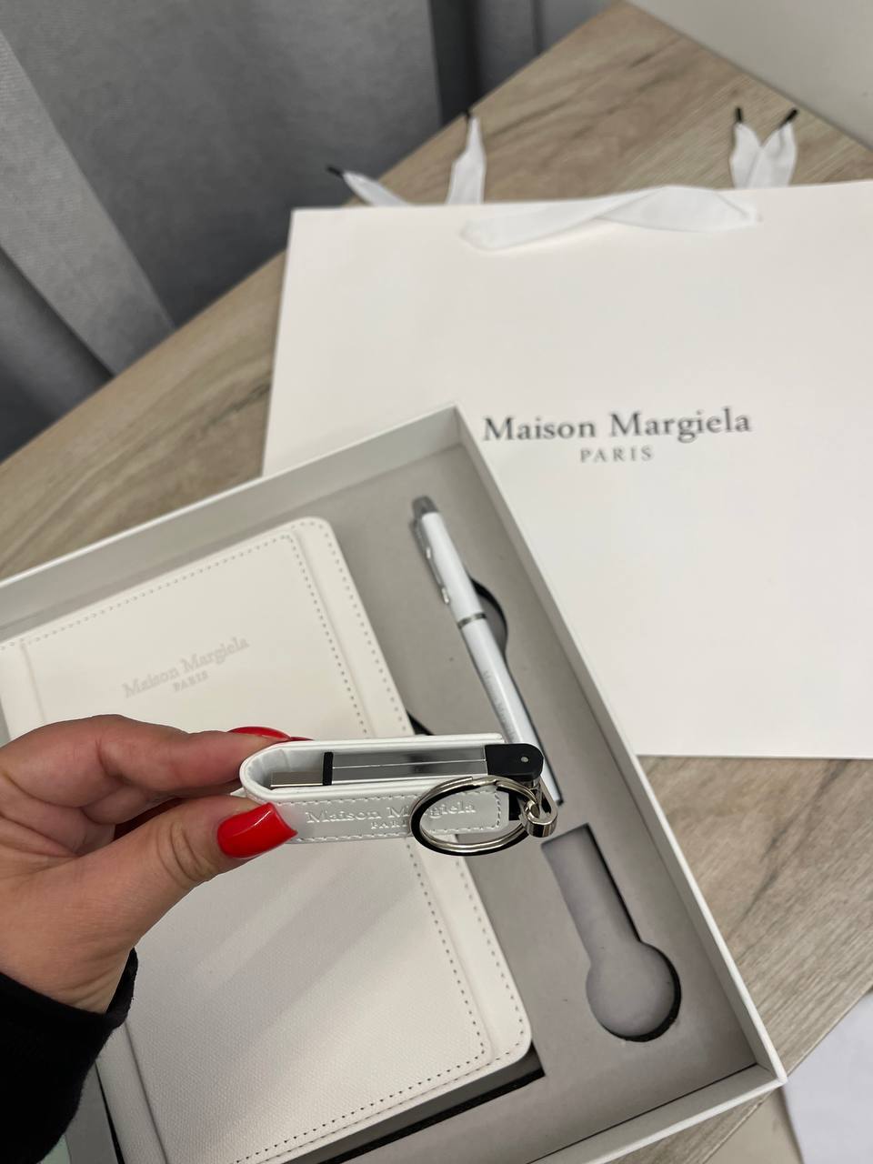 Набор стильный комплект BP-46646LUX Набор стильный комплект BP-46646LUX