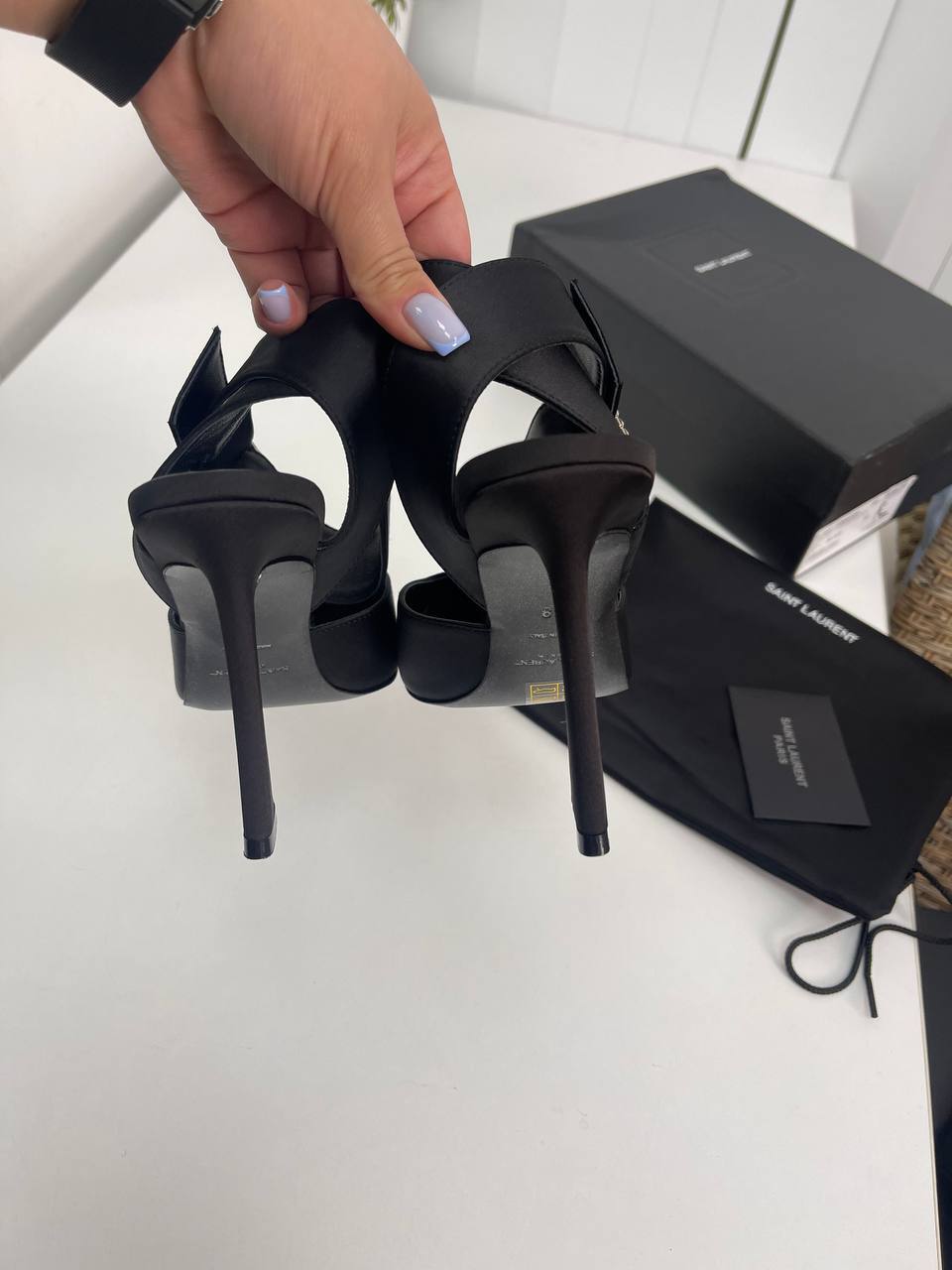 Коллекционные туфли Yves Saint Laurent BP-31831 Коллекционные туфли Yves Saint Laurent BP-31831