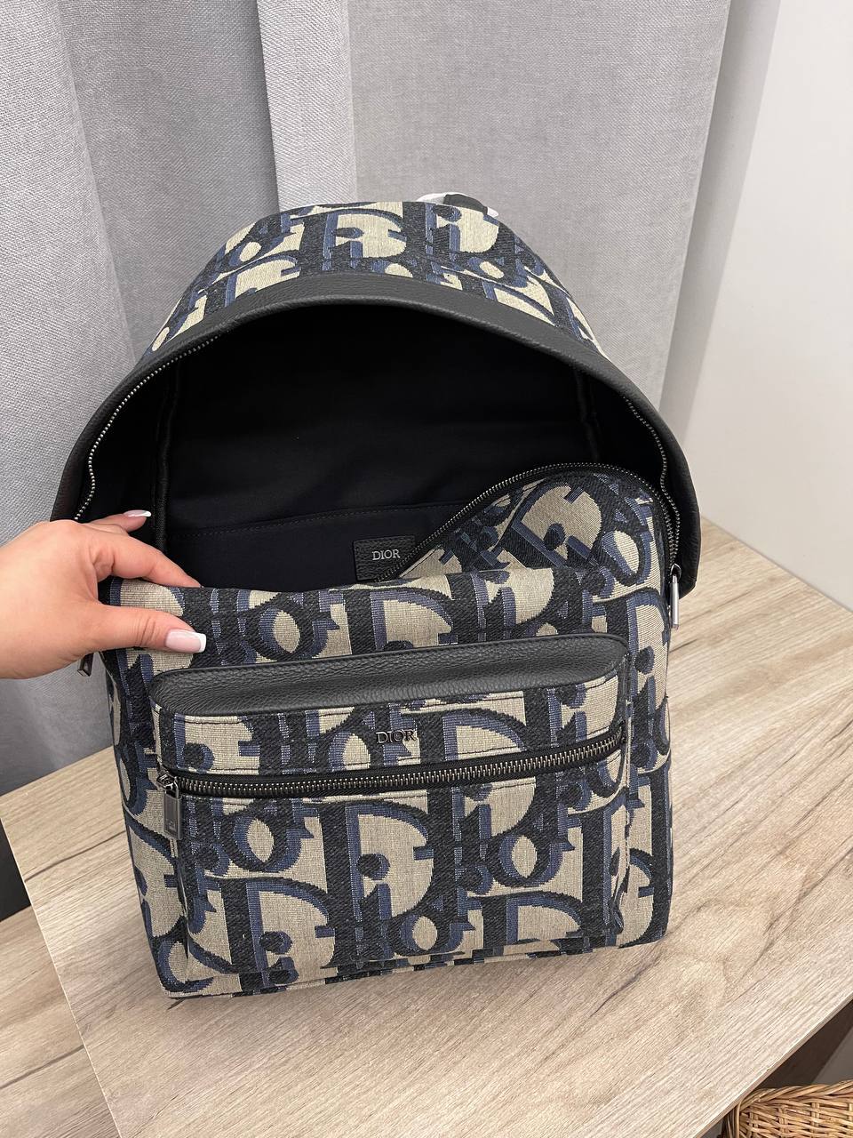 Рюкзак Christian Dior премиум BP-45656 Рюкзак Christian Dior премиум BP-45656