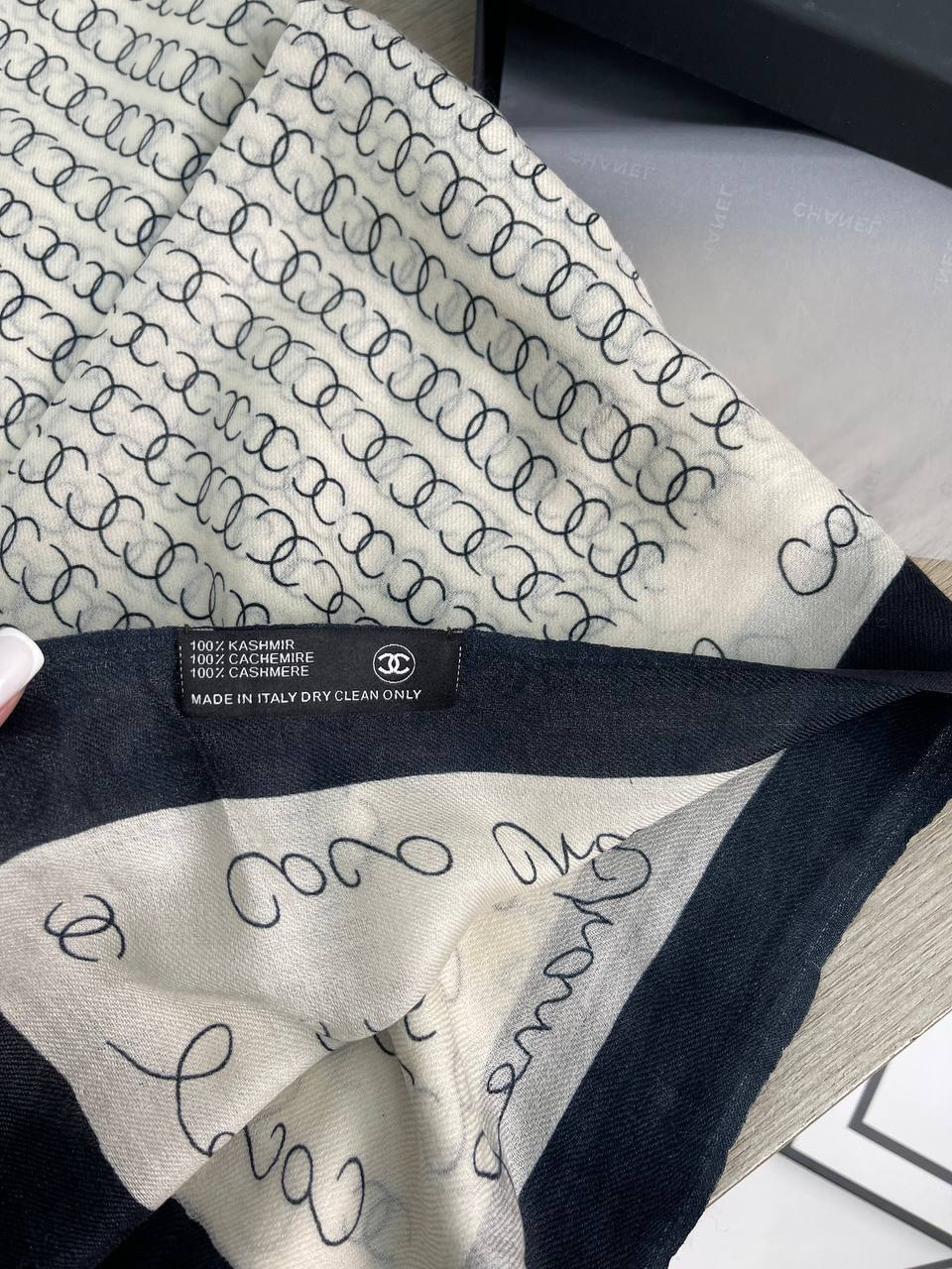 Chanel BP-19329 утонченный палантин Chanel BP-19329 утонченный палантин