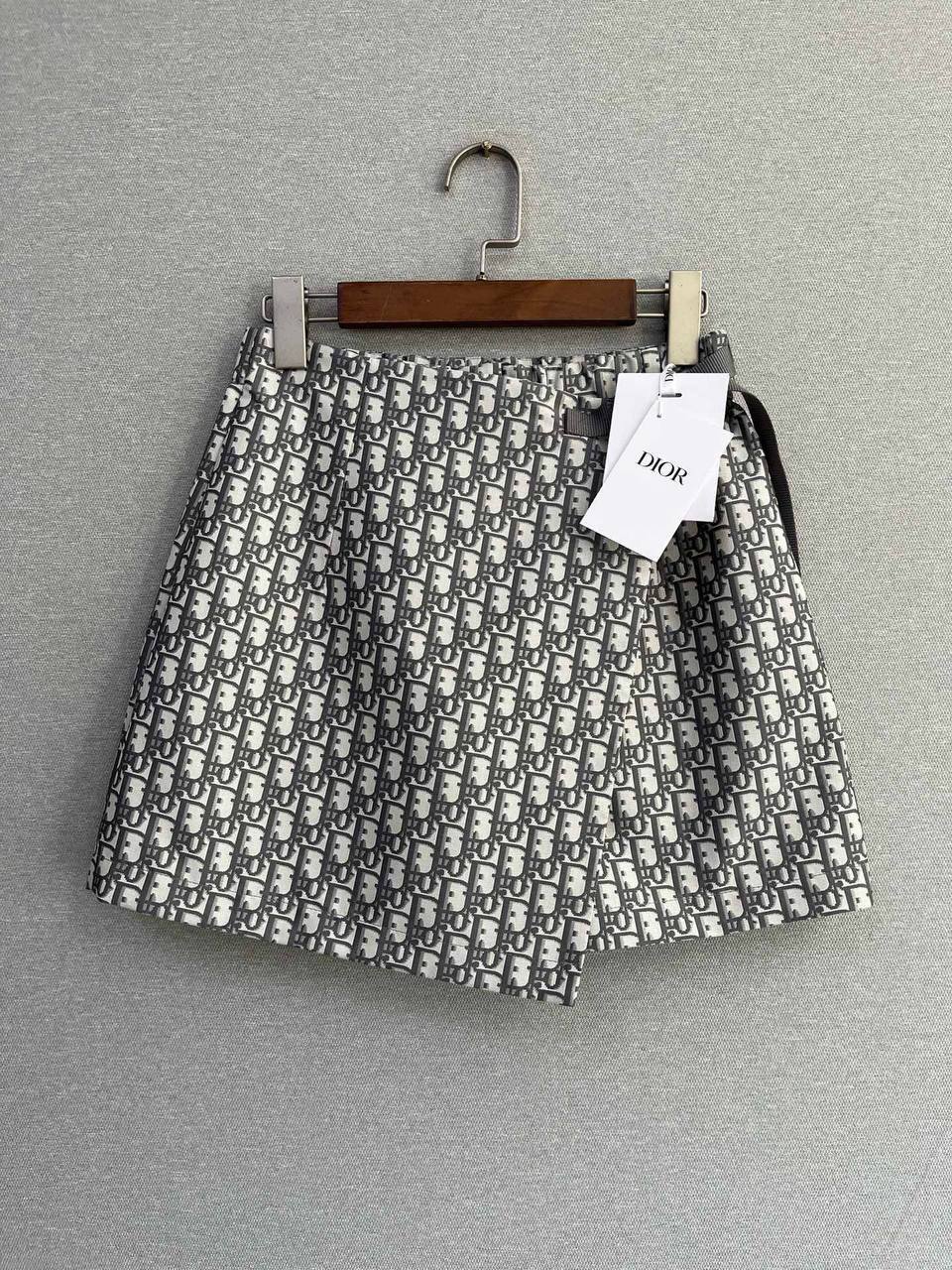 Премиум шорты Christian Dior BP-49658 Премиум шорты Christian Dior BP-49658