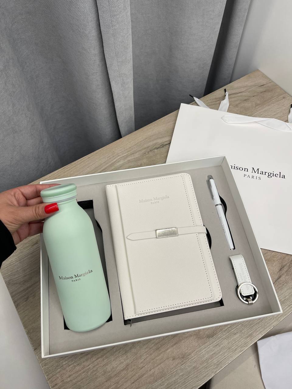 Набор стильный комплект BP-46646LUX Набор стильный комплект BP-46646LUX