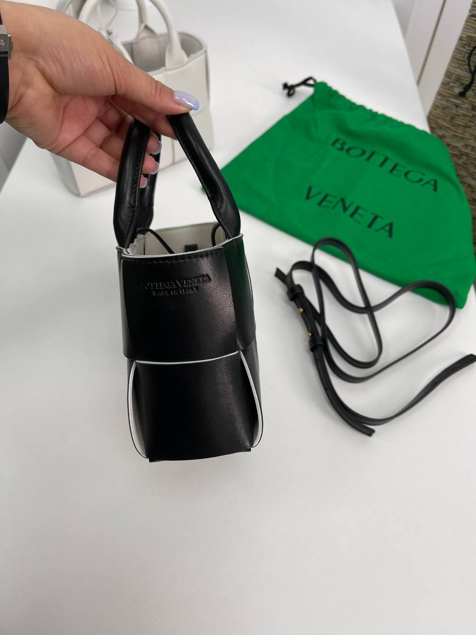 Элитная женская сумка Bottega Veneta BP-31975 Элитная женская сумка Bottega Veneta BP-31975