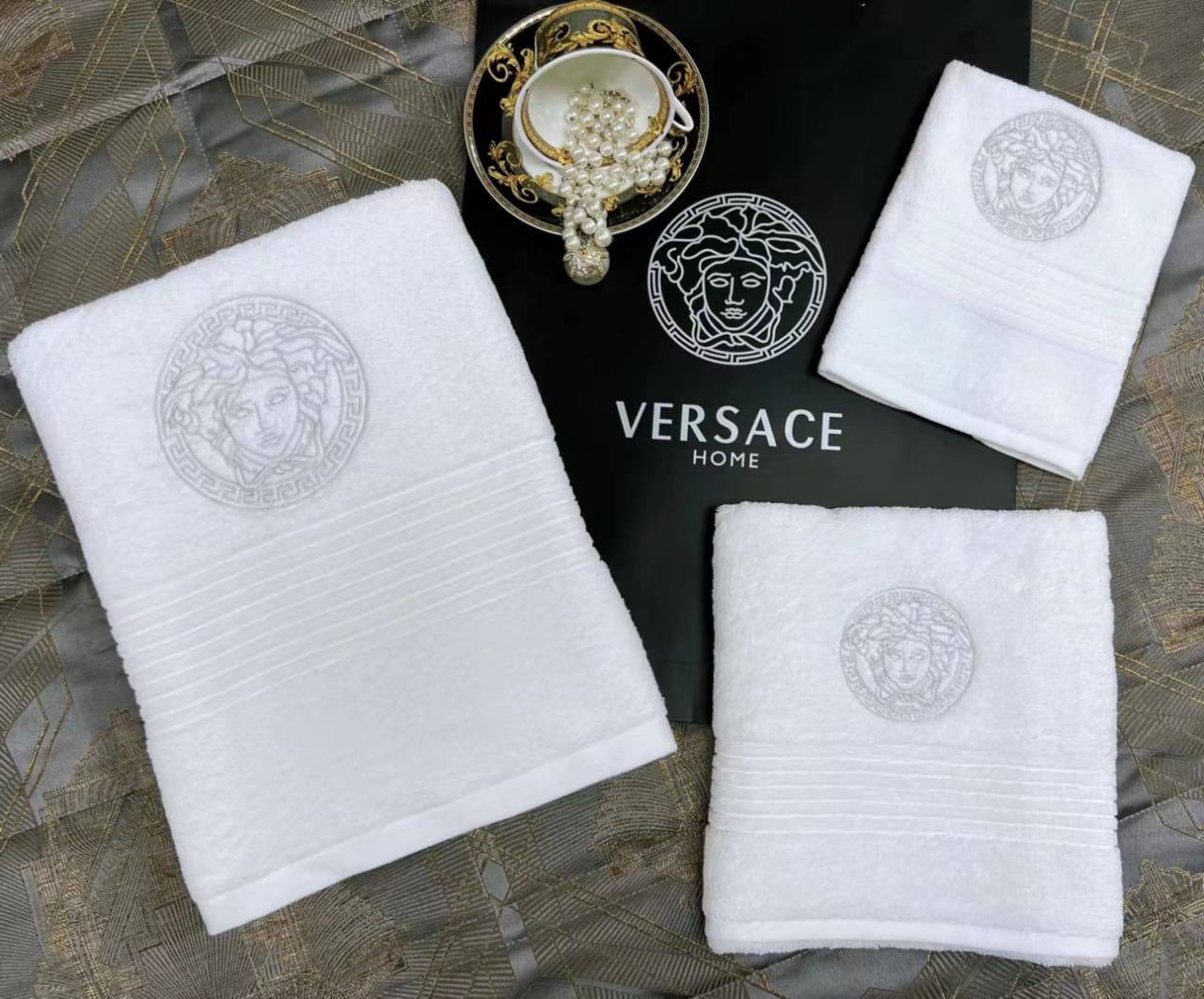 Полотенца комплект (3 шт.) Versace BP-18686 Полотенца комплект (3 шт.) Versace BP-18686