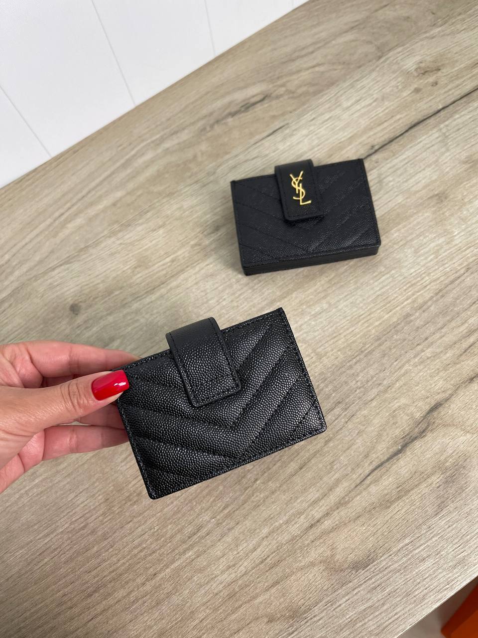 Элитная черная визитница Yves Saint Laurent BP-20115 Элитная черная визитница Yves Saint Laurent BP-20115