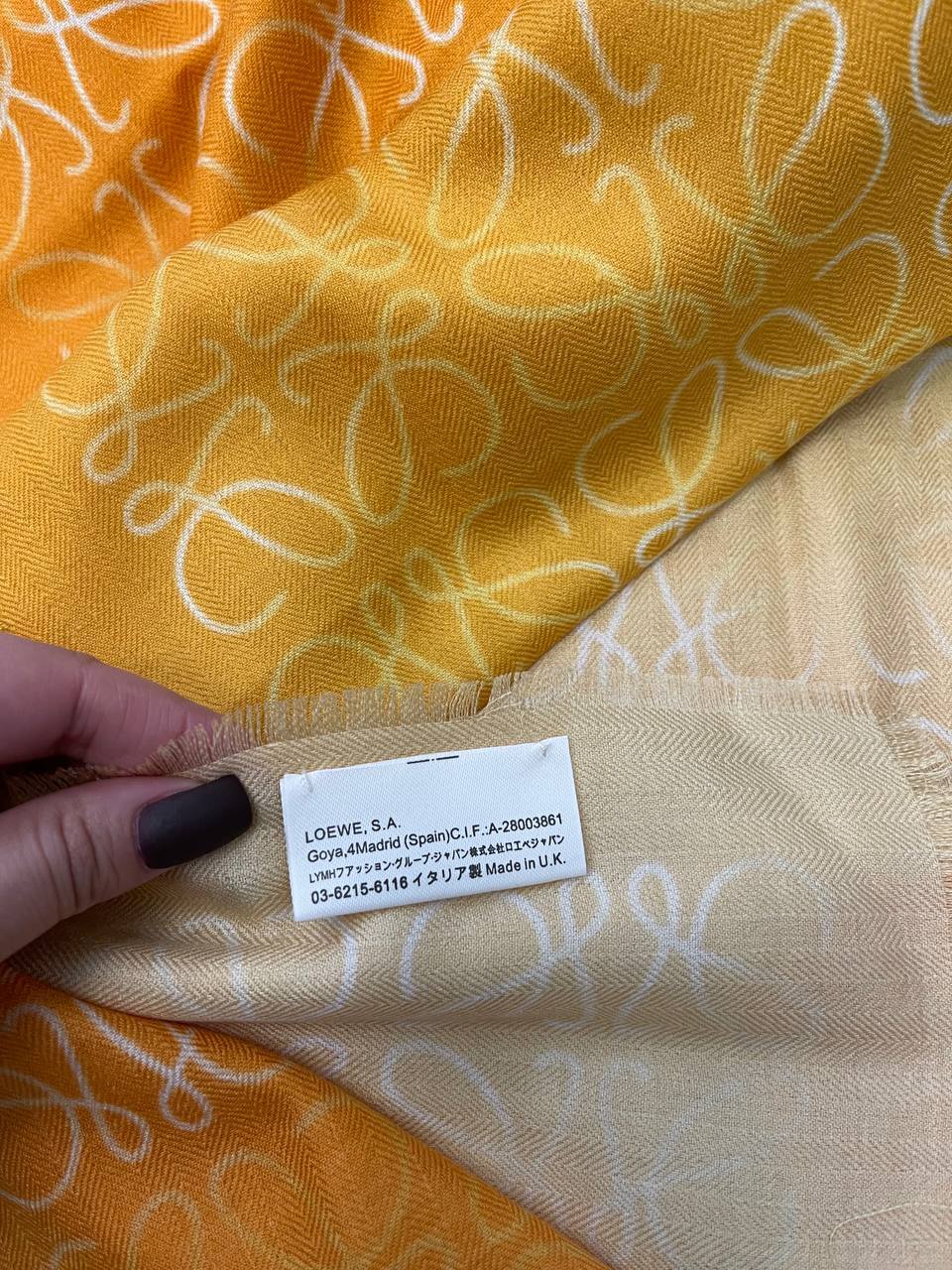 Коллекционный шарф Loewe BP-41230 Коллекционный шарф Loewe BP-41230