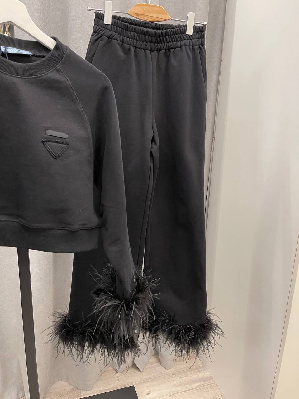 Женский люкс костюм Prada BP-43624 Женский люкс костюм Prada BP-43624