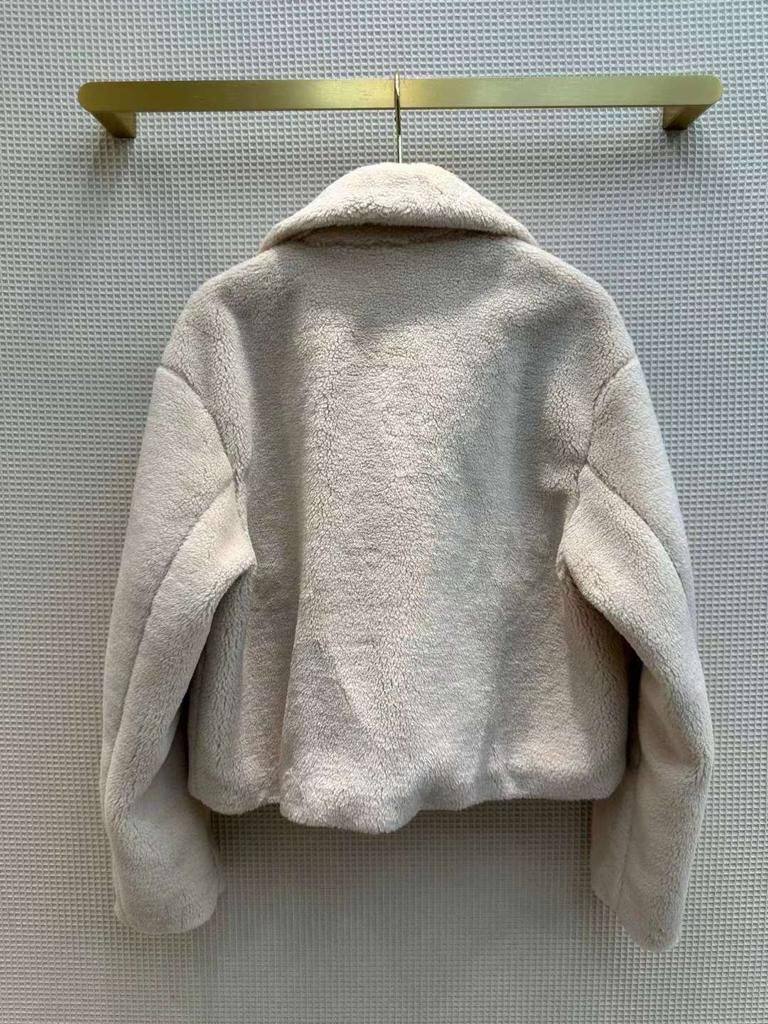 Шуба коллекционная Celine BP-43141 Шуба коллекционная Celine BP-43141