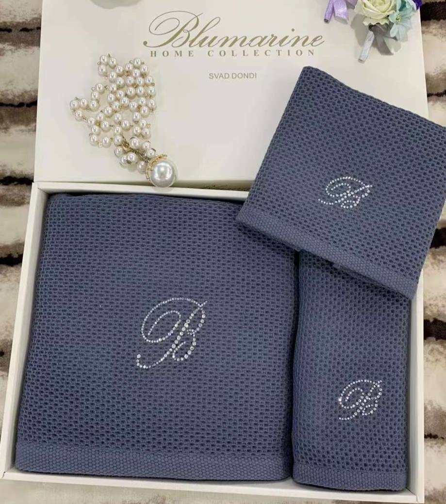 Полотенца комплект 3 штуки антрацитовый Blumarine BP-34164 Полотенца комплект 3 штуки антрацитовый Blumarine BP-34164