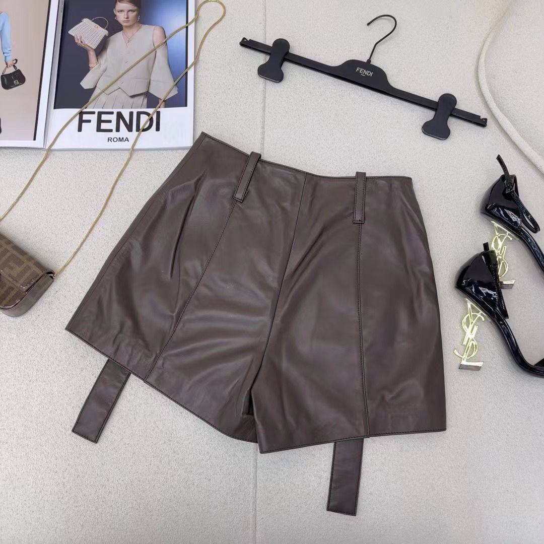 Кожаные шорты Fendi элитные BP-41386 Кожаные шорты Fendi элитные BP-41386