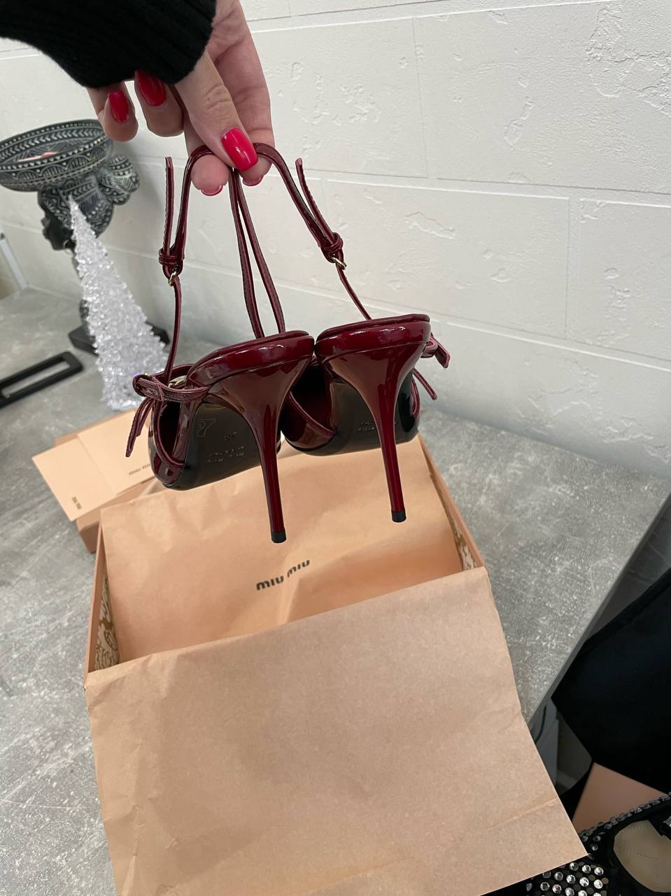 Дизайнерские туфли Miu Miu BP-43912 Дизайнерские туфли Miu Miu BP-43912