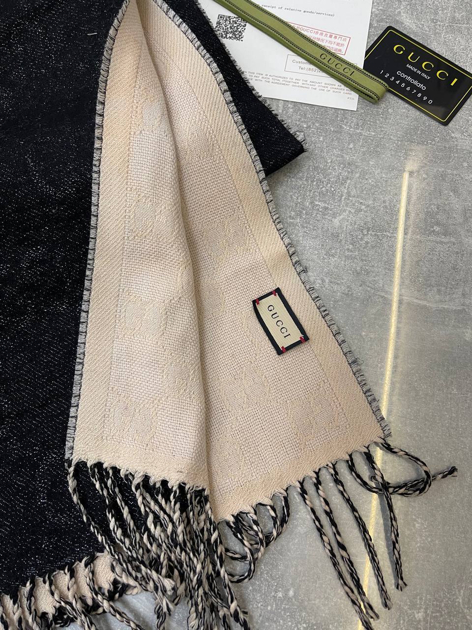 Коллекционный шарф Gucci BP-41475 Коллекционный шарф Gucci BP-41475