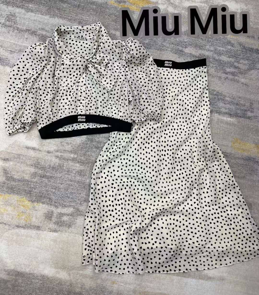 Женский костюм Miu Miu люкс BP-35034 Женский костюм Miu Miu люкс BP-35034