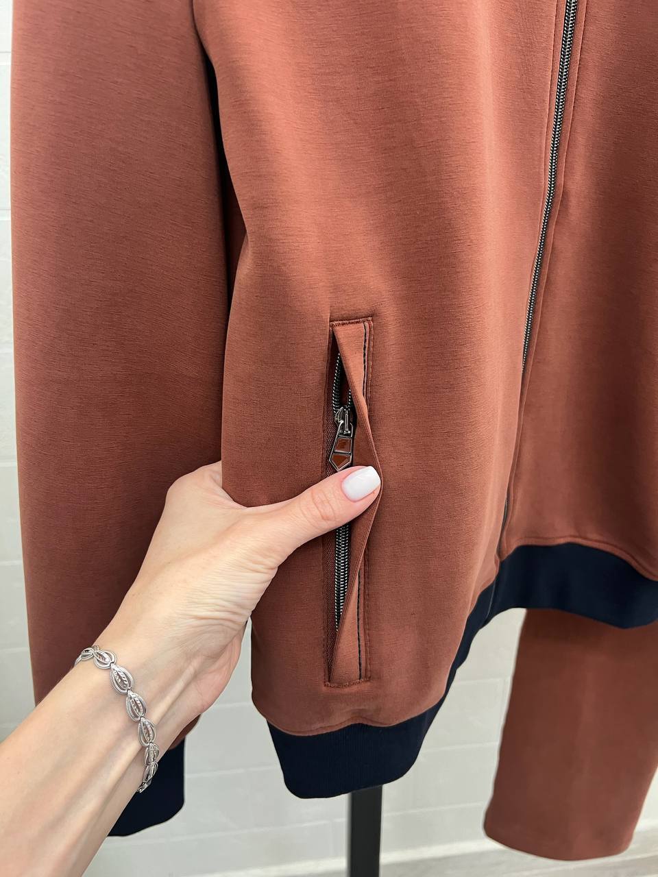 Костюм премиум Hermes BP-50345 Костюм премиум Hermes BP-50345