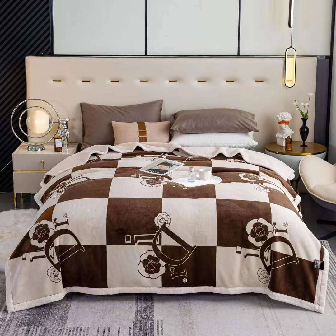 Плед Christian Dior коллекционный BP-33923 Плед Christian Dior коллекционный BP-33923