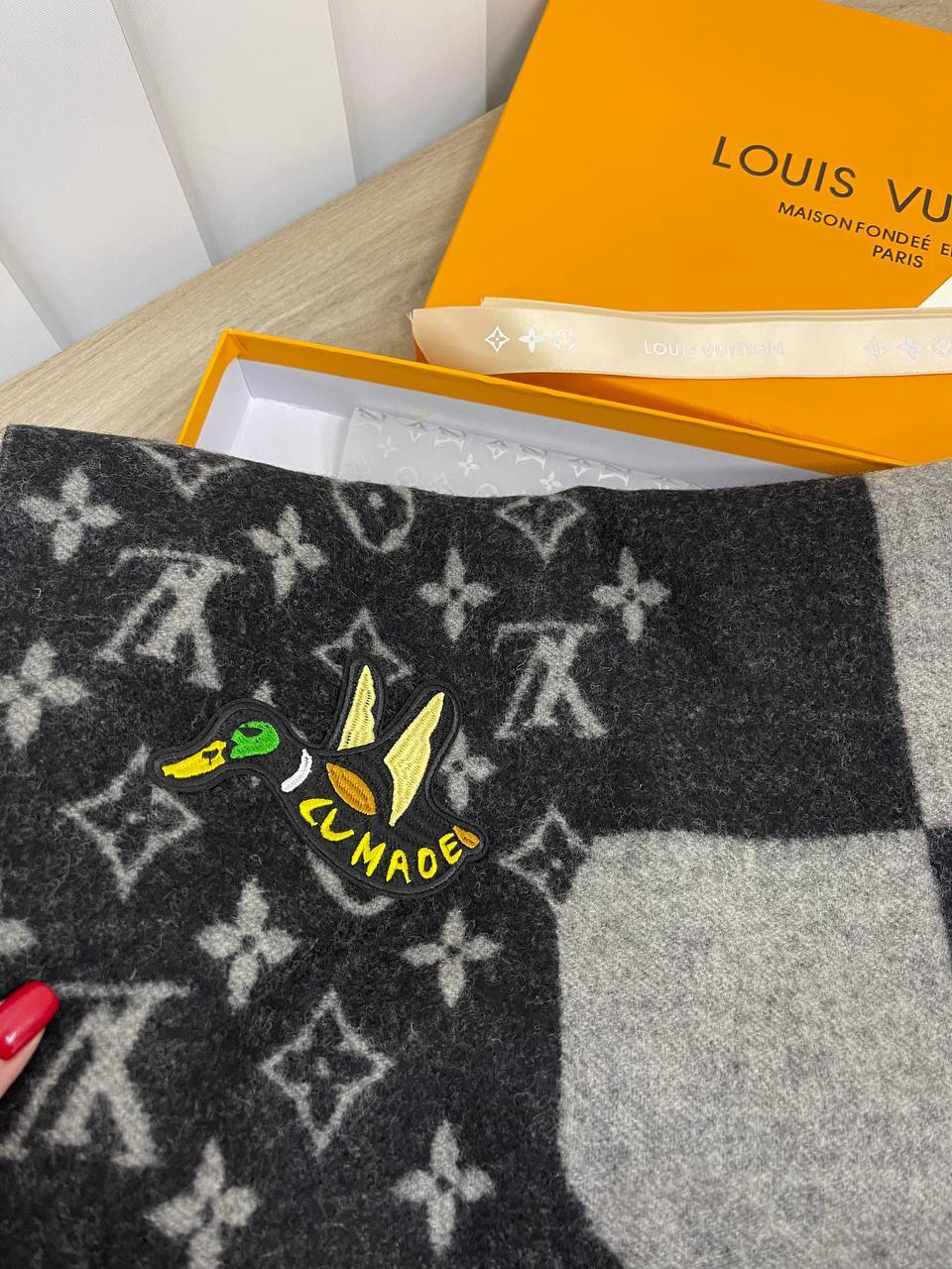 Шарф коллекционный Louis Vuitton BP-21542 Шарф коллекционный Louis Vuitton BP-21542