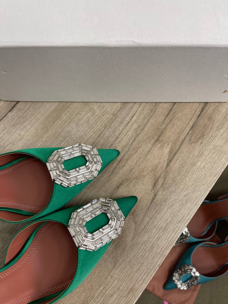 Коллекционные туфли Amina Muaddi BP-26689 Коллекционные туфли Amina Muaddi BP-26689