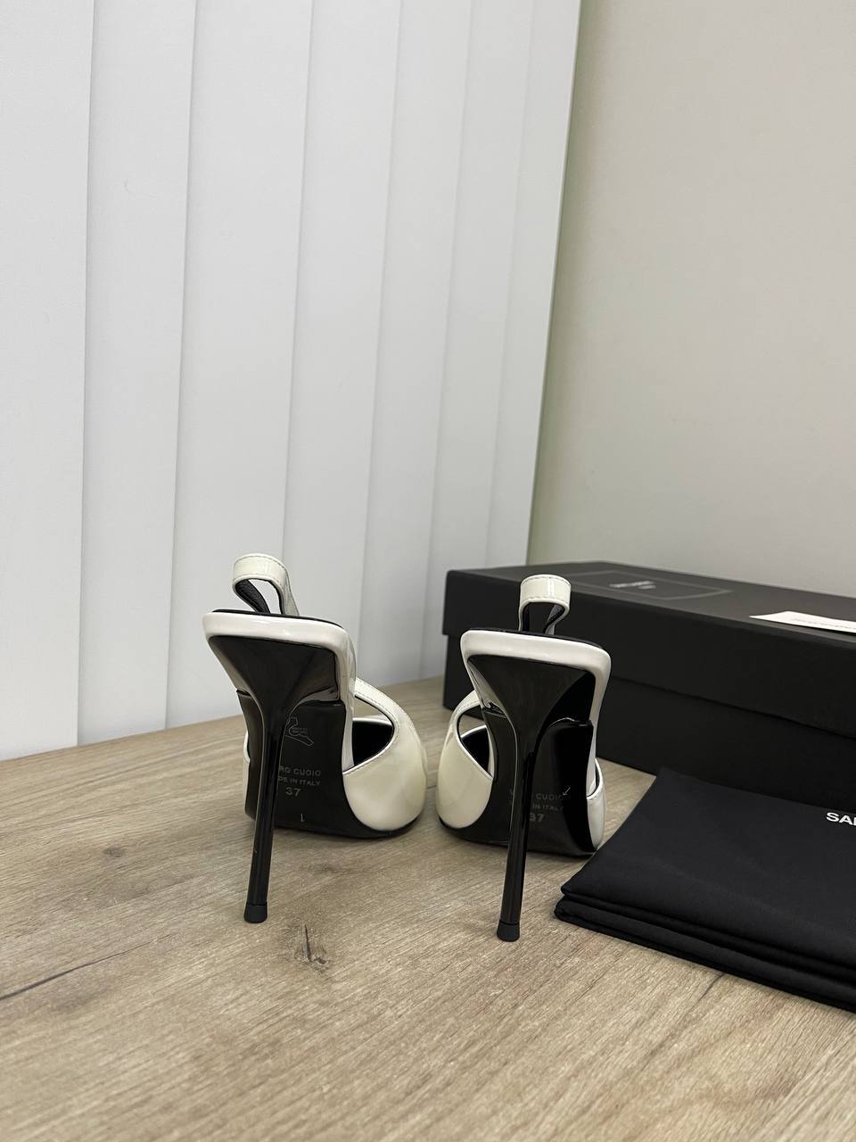 Премиум туфли Yves Saint Laurent BP-36241 Премиум туфли Yves Saint Laurent BP-36241