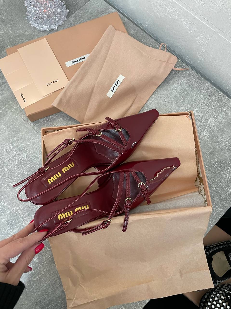 Дизайнерские туфли Miu Miu BP-43912 Дизайнерские туфли Miu Miu BP-43912