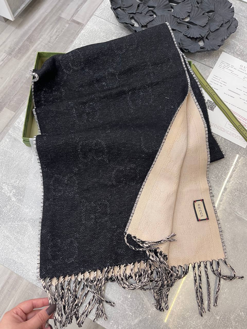 Коллекционный шарф Gucci BP-41475 Коллекционный шарф Gucci BP-41475