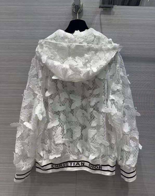 Женский костюм трендовый Christian Dior BP-48873 Женский костюм трендовый Christian Dior BP-48873