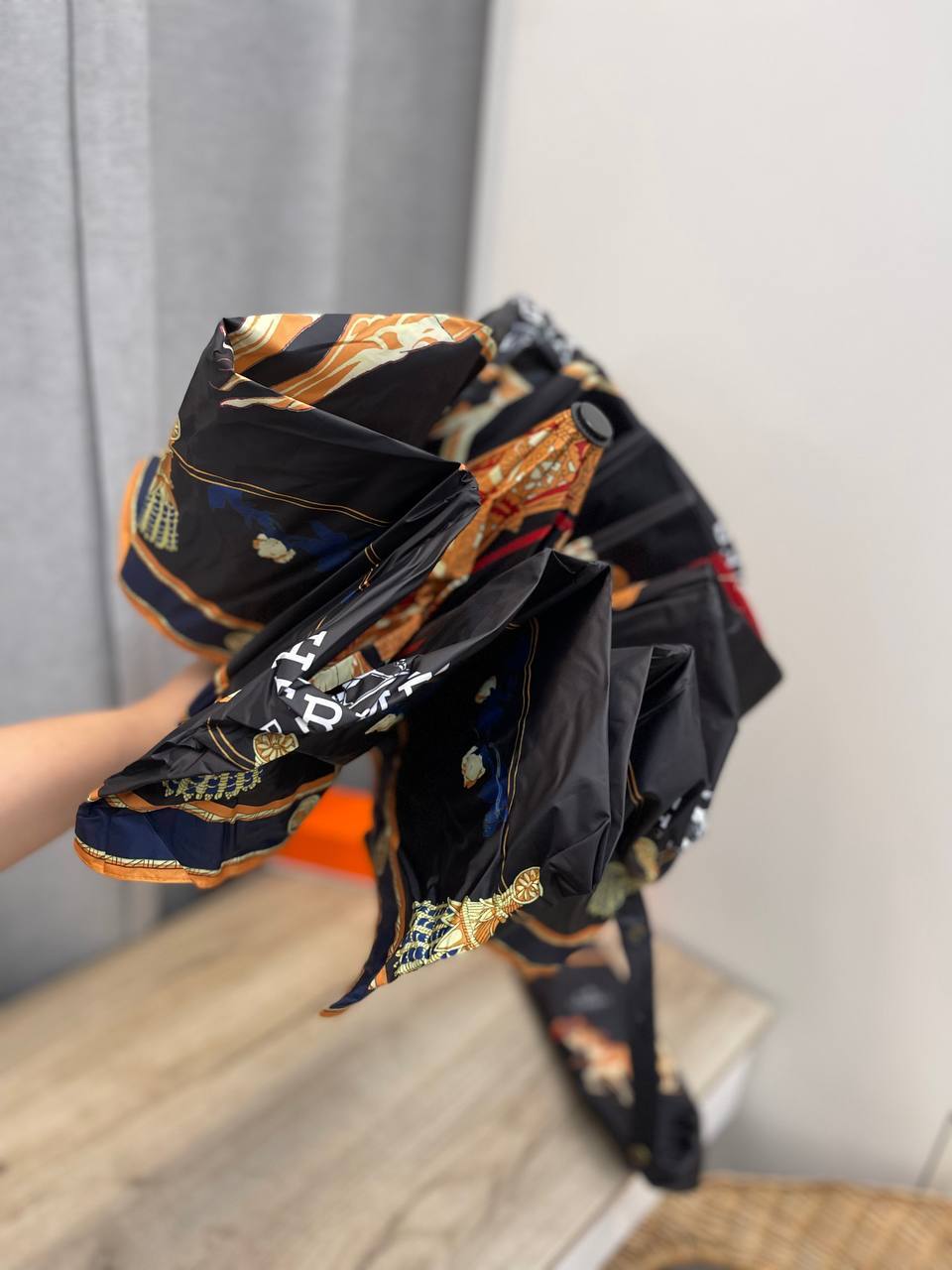 Дизайнерский зонт Hermes BP-38681 Дизайнерский зонт Hermes BP-38681