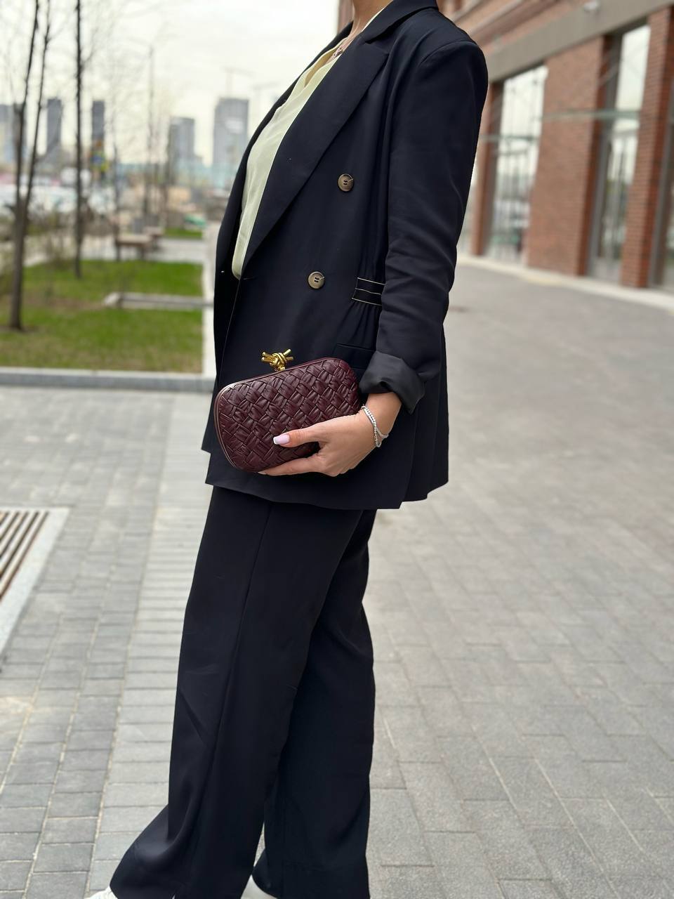 Knot Minaudiere черный трендовый Bottega Veneta BP-49149 Knot Minaudiere черный трендовый Bottega Veneta BP-49149