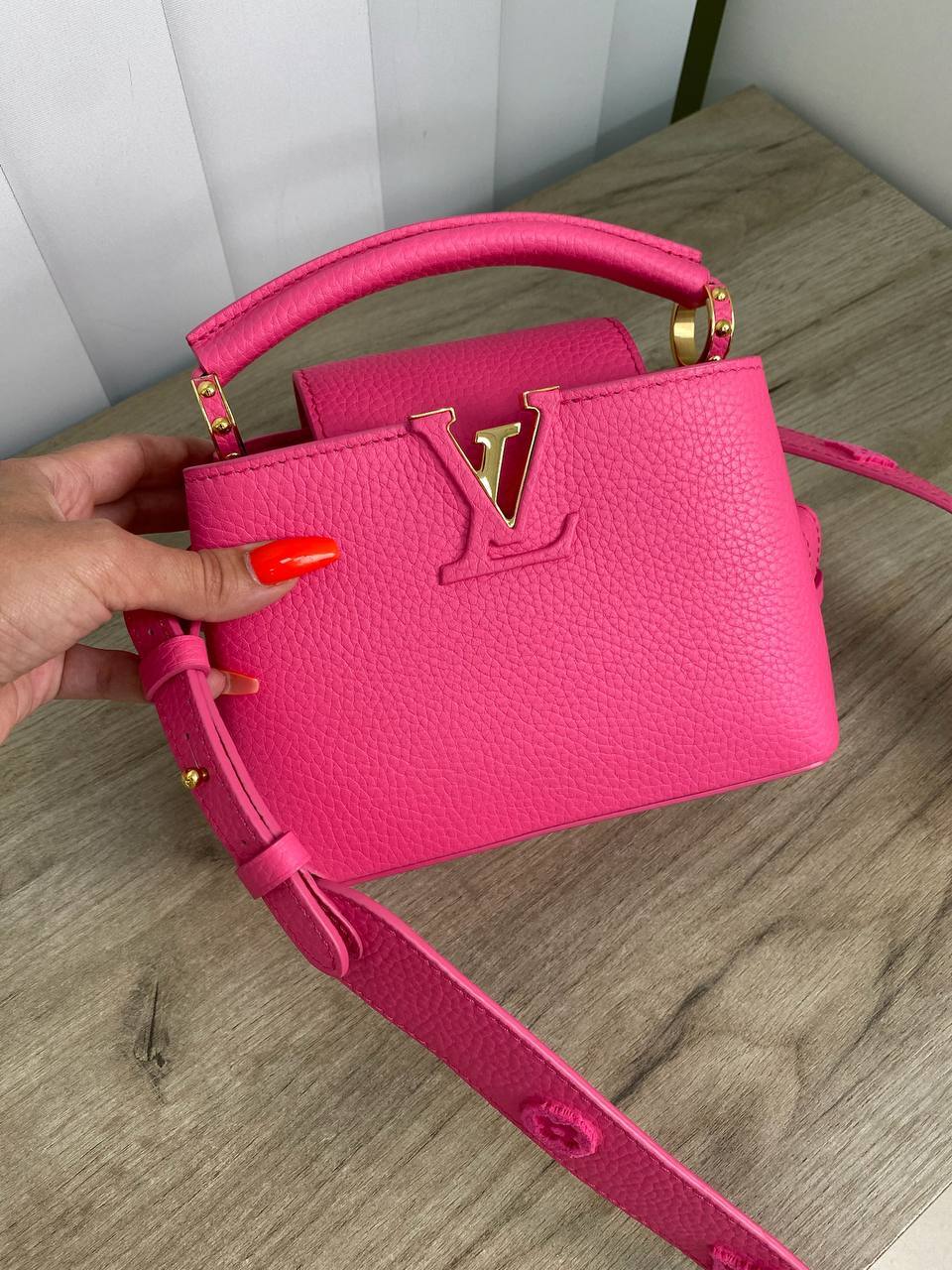 CAPUCINES MINI элитная женская сумка Louis Vuitton BP-16015 CAPUCINES MINI элитная женская сумка Louis Vuitton BP-16015