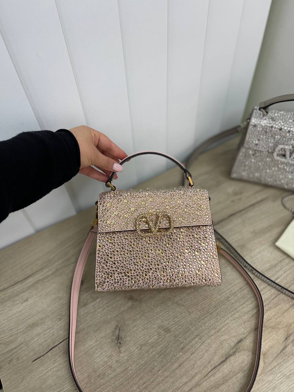 Женская коллекционная сумка Valentino BP-27670 Женская коллекционная сумка Valentino BP-27670