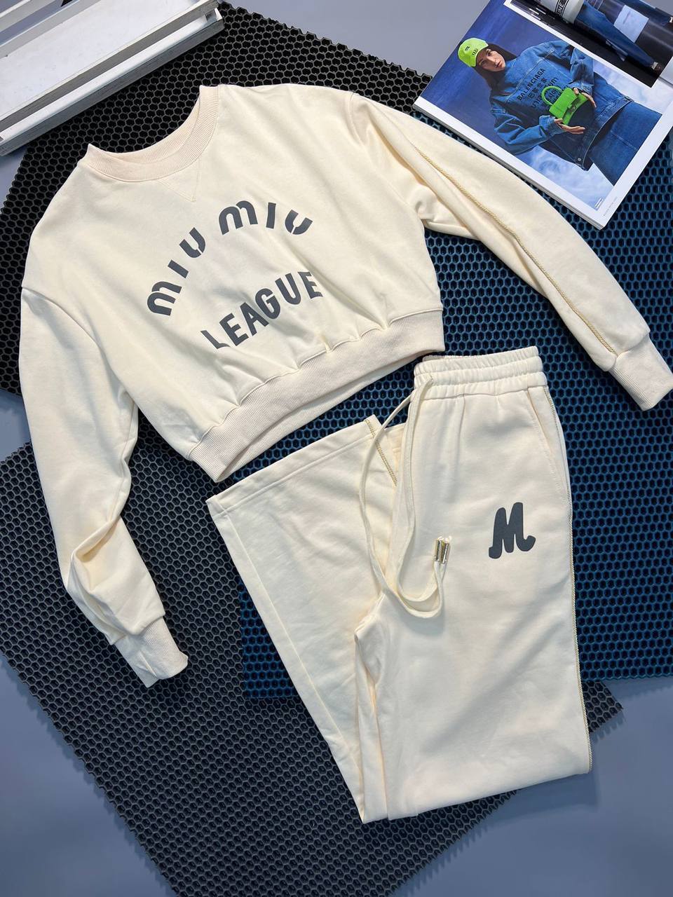 Коллекционный спортивный костюм Miu Miu BP-20952 Коллекционный спортивный костюм Miu Miu BP-20952