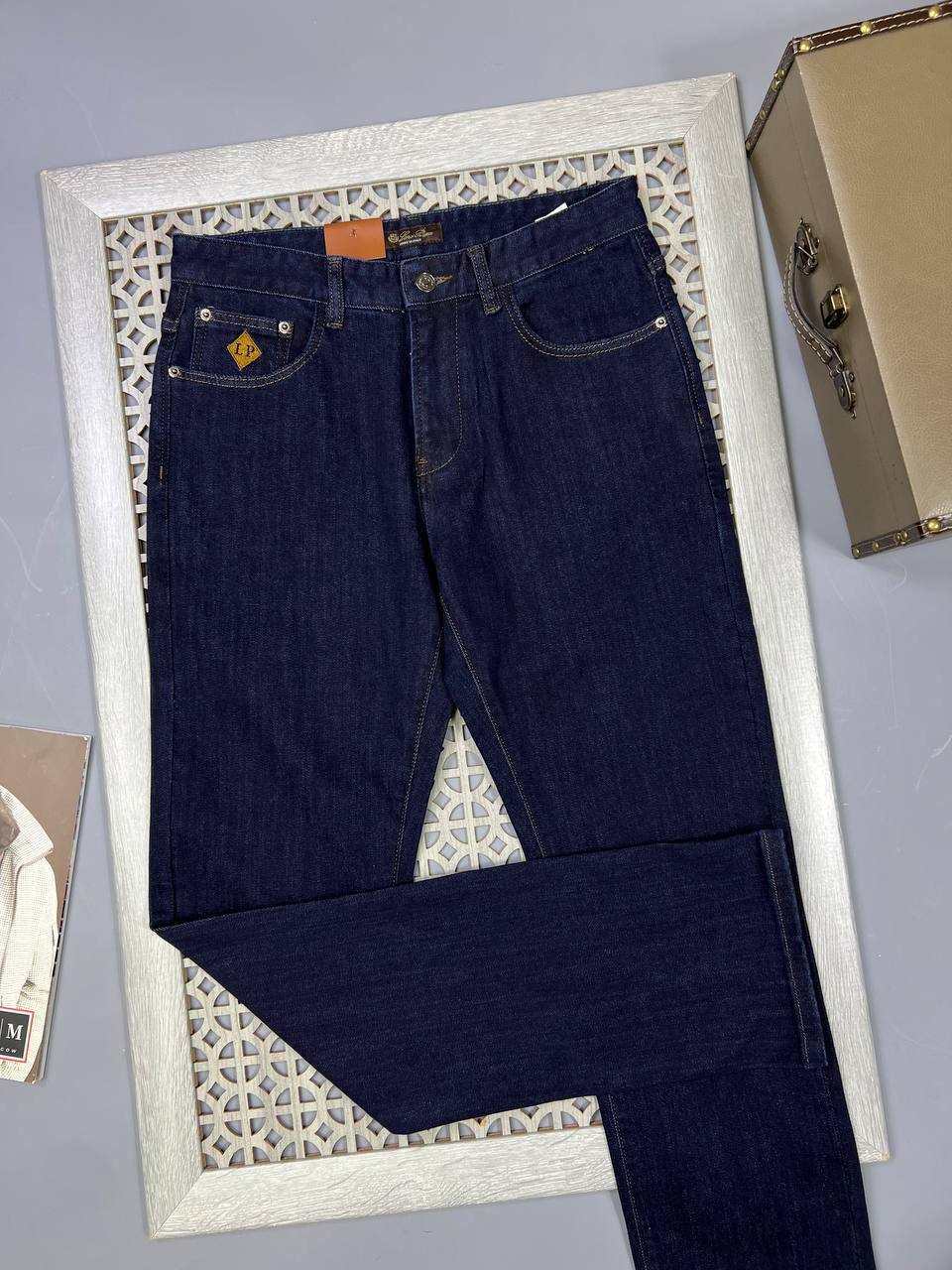 Джинсы Loro Piana для стильных образов BP-19714 Джинсы Loro Piana для стильных образов BP-19714