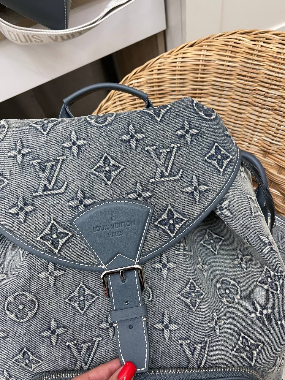 Рюкзак Louis Vuitton стильный BP-46452 Рюкзак Louis Vuitton стильный BP-46452