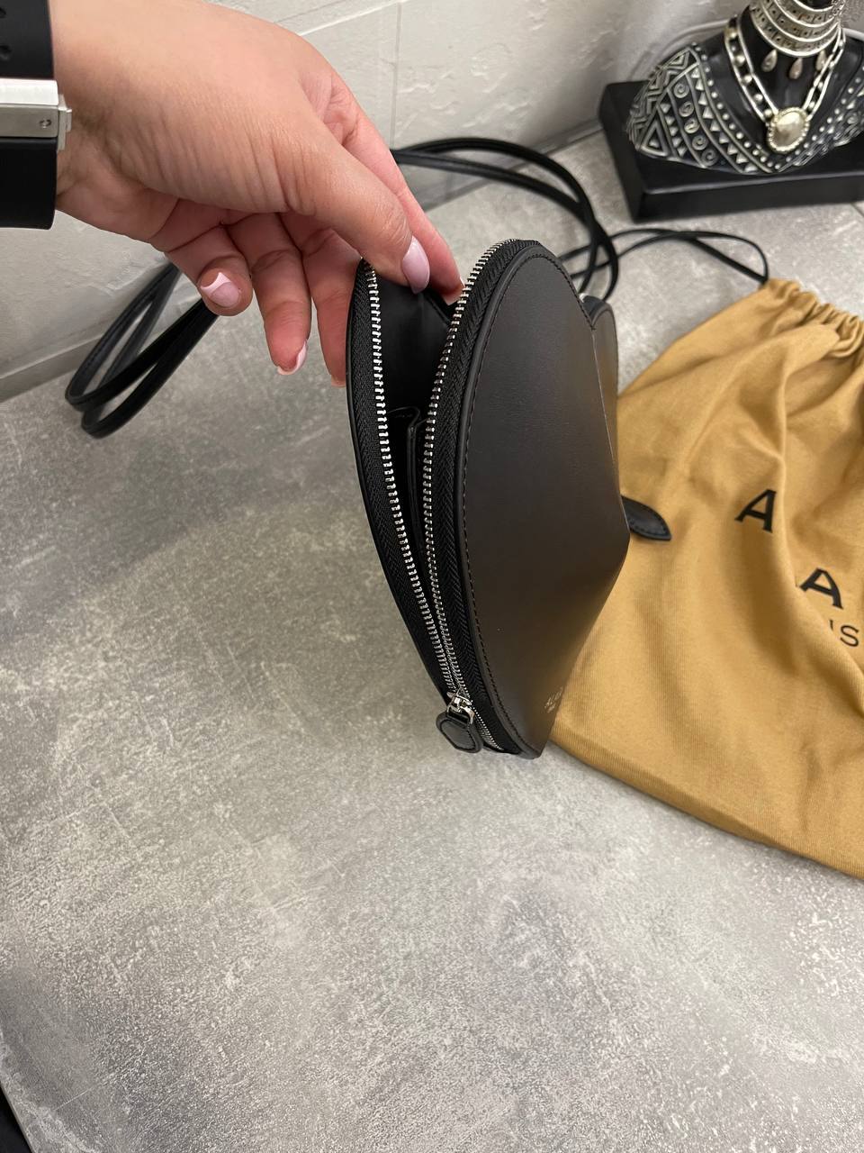 Элитная сумка Alaia женская BP-49071 Элитная сумка Alaia женская BP-49071