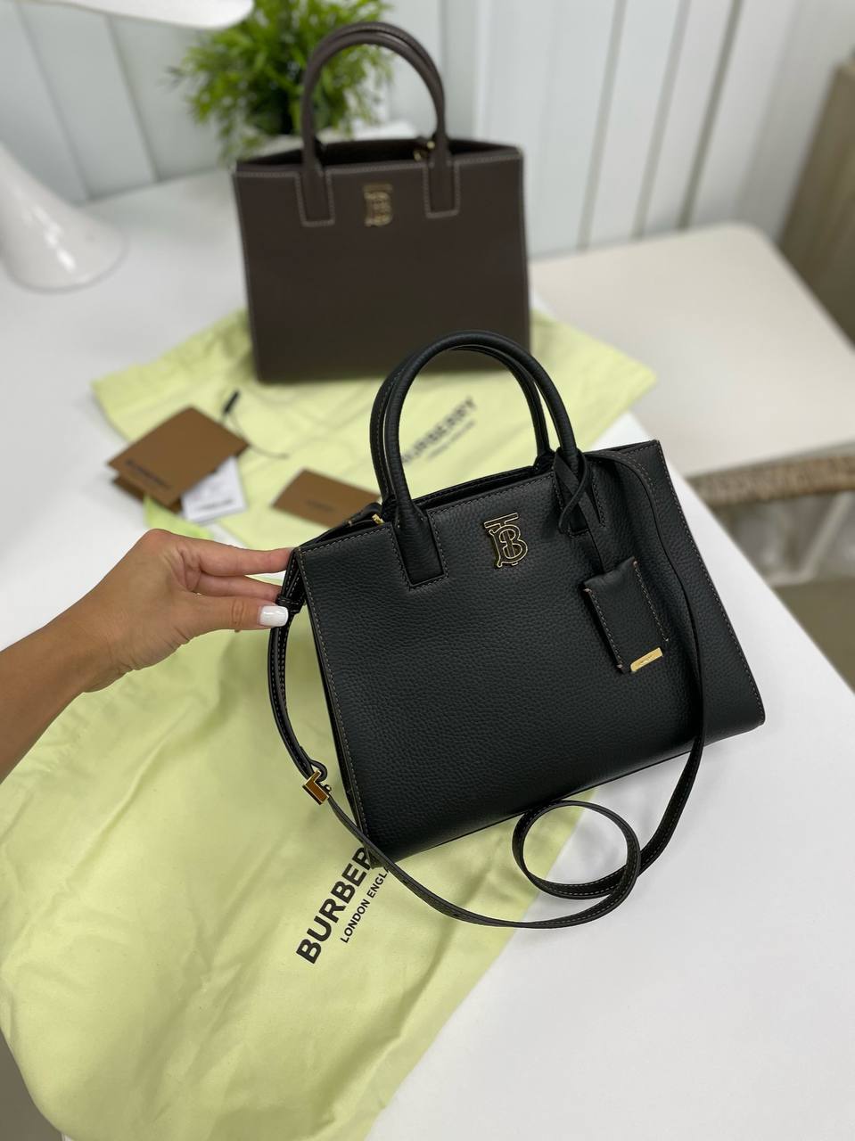 Элитная сумка Burberry женская BP-18575 Элитная сумка Burberry женская BP-18575