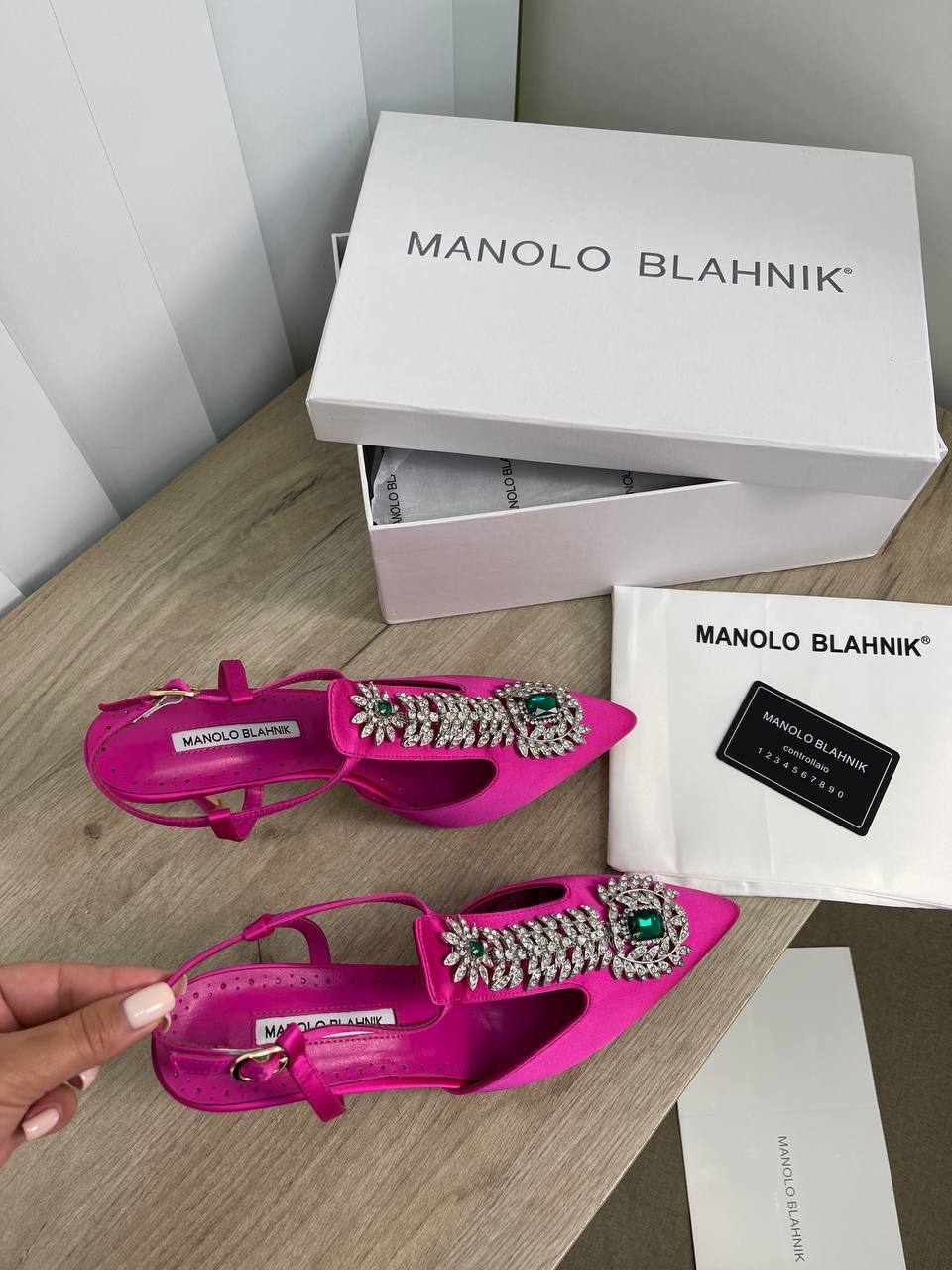 Дизайнерские туфли Manolo Blahnik BP-17463 Дизайнерские туфли Manolo Blahnik BP-17463
