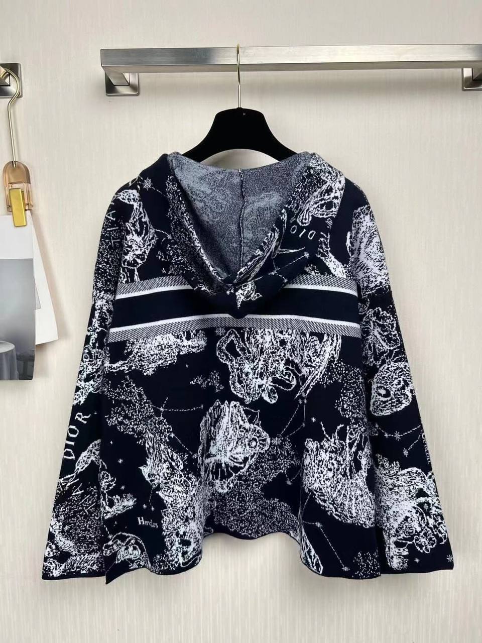 Дизайнерский костюм Christian Dior BP-15089 Дизайнерский костюм Christian Dior BP-15089