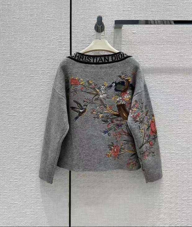 Костюм женский коллекционный Christian Dior BP-24663 Костюм женский коллекционный Christian Dior BP-24663