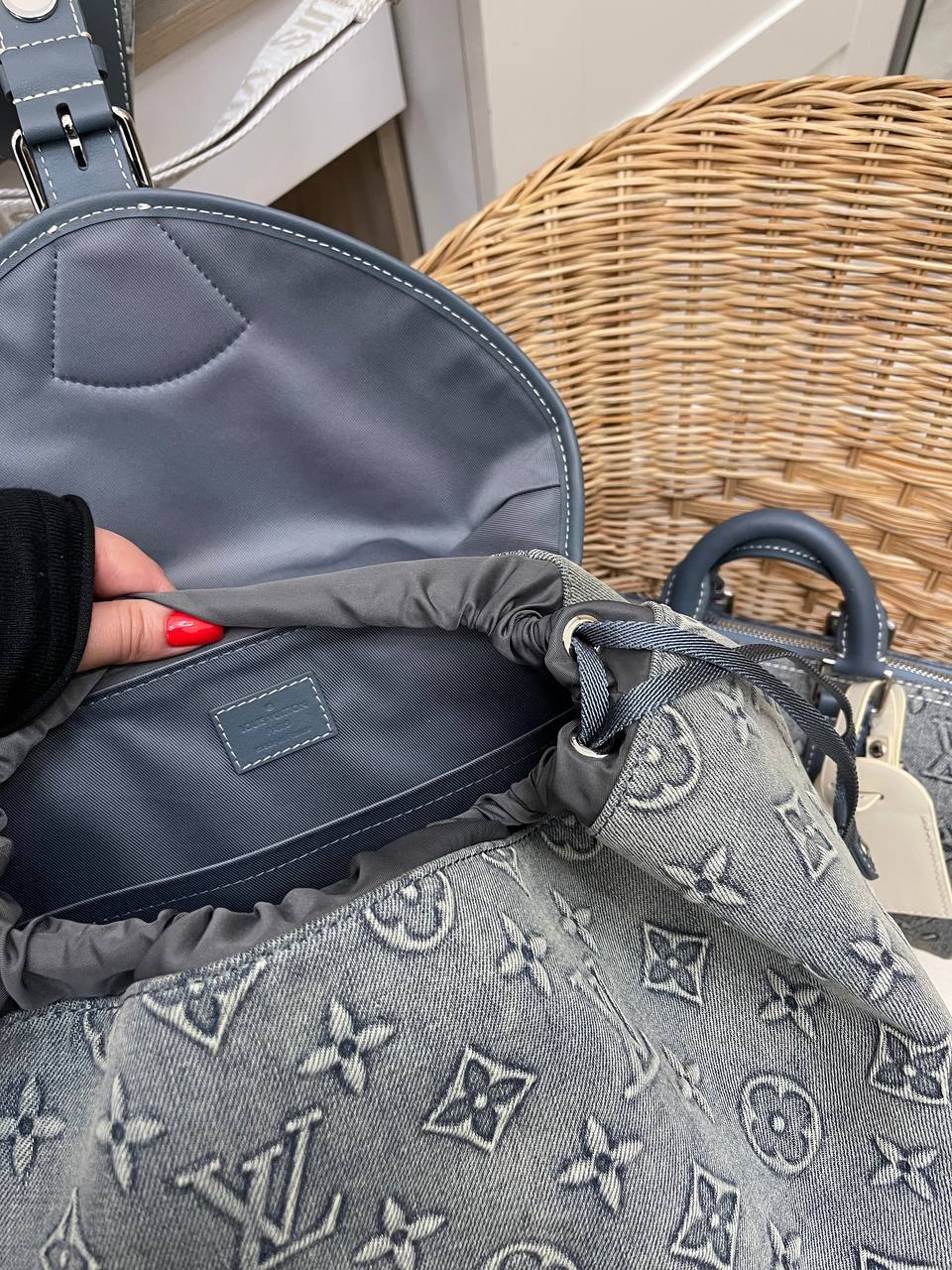 Рюкзак Louis Vuitton стильный BP-46452 Рюкзак Louis Vuitton стильный BP-46452