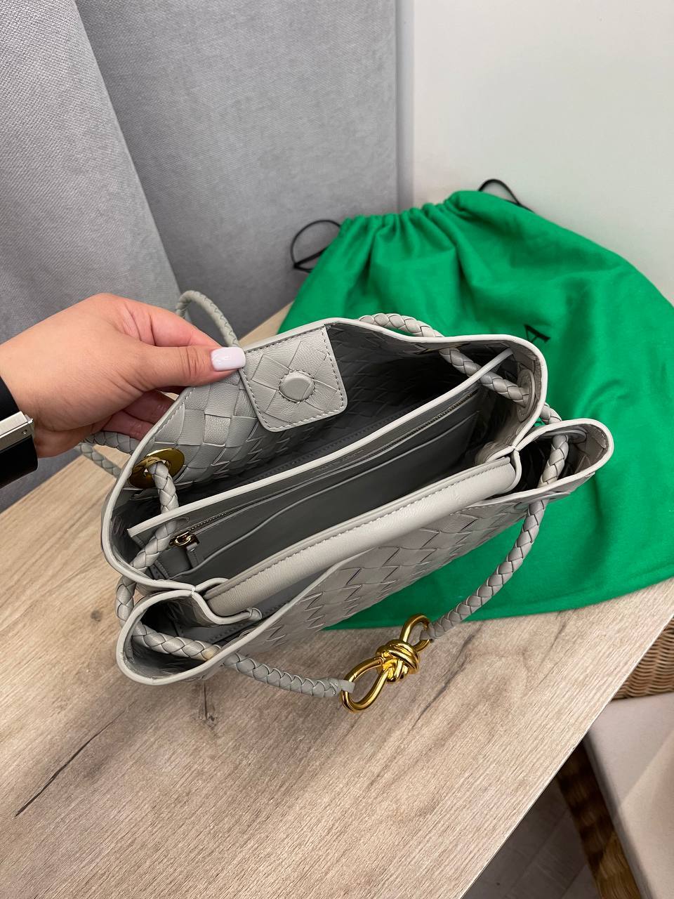 Коллекционная элитная сумка Bottega Veneta 25 см BP-50296 Коллекционная элитная сумка Bottega Veneta 25 см BP-50296