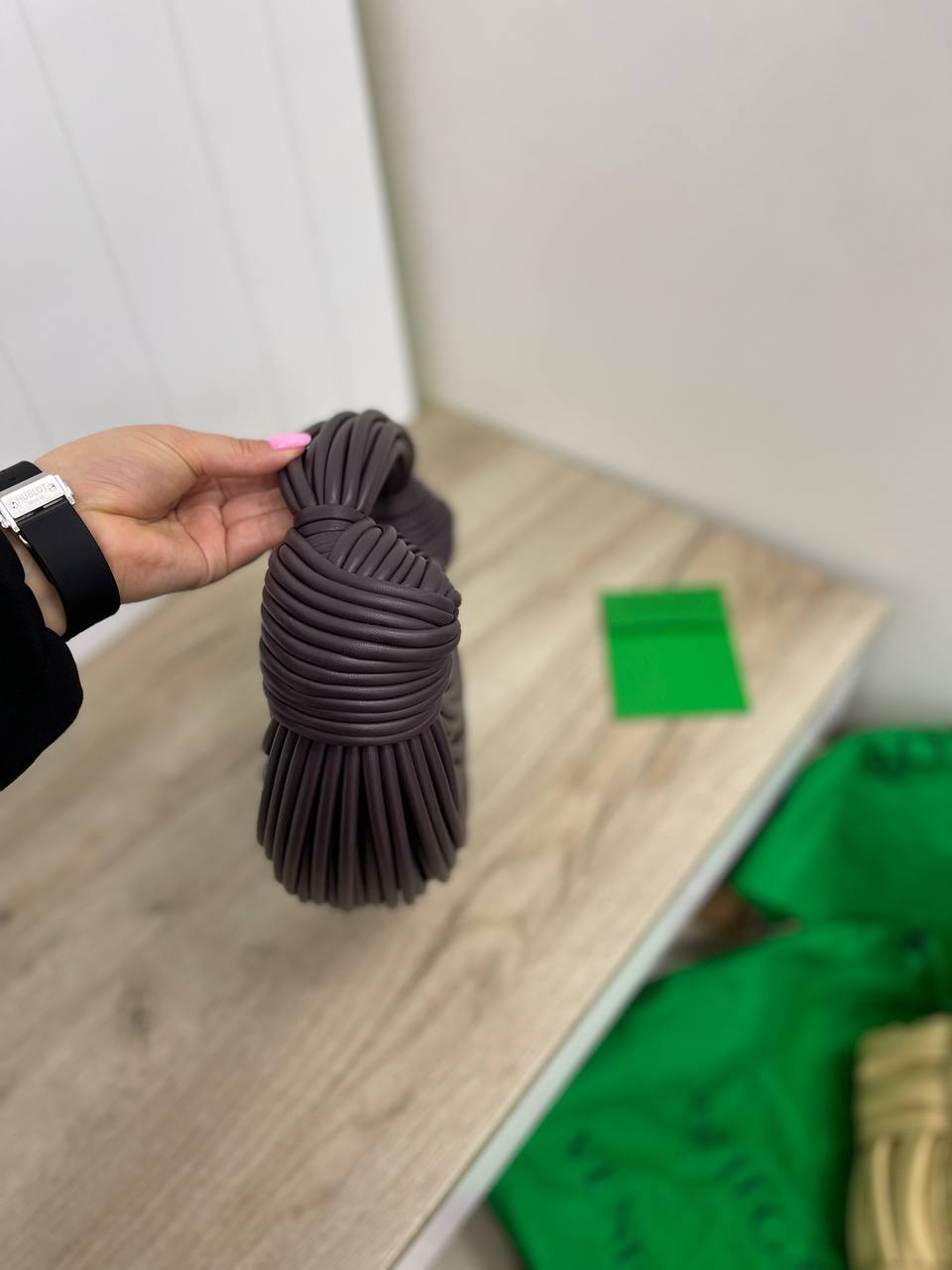 Коллекционная женская сумка Bottega Veneta BP-28712 Коллекционная женская сумка Bottega Veneta BP-28712