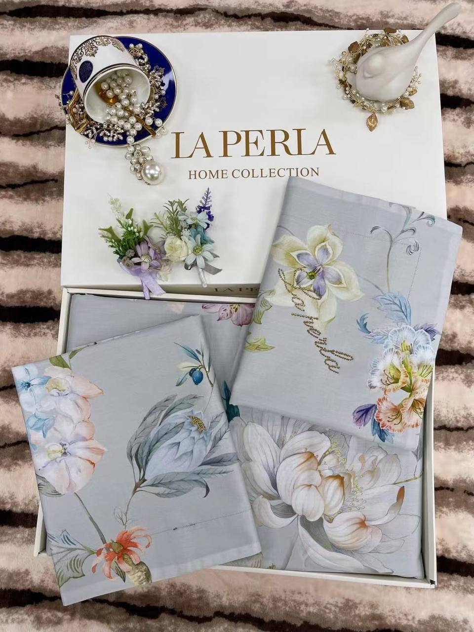 Бельевой комплект La Perla BP-29187 Бельевой комплект La Perla BP-29187