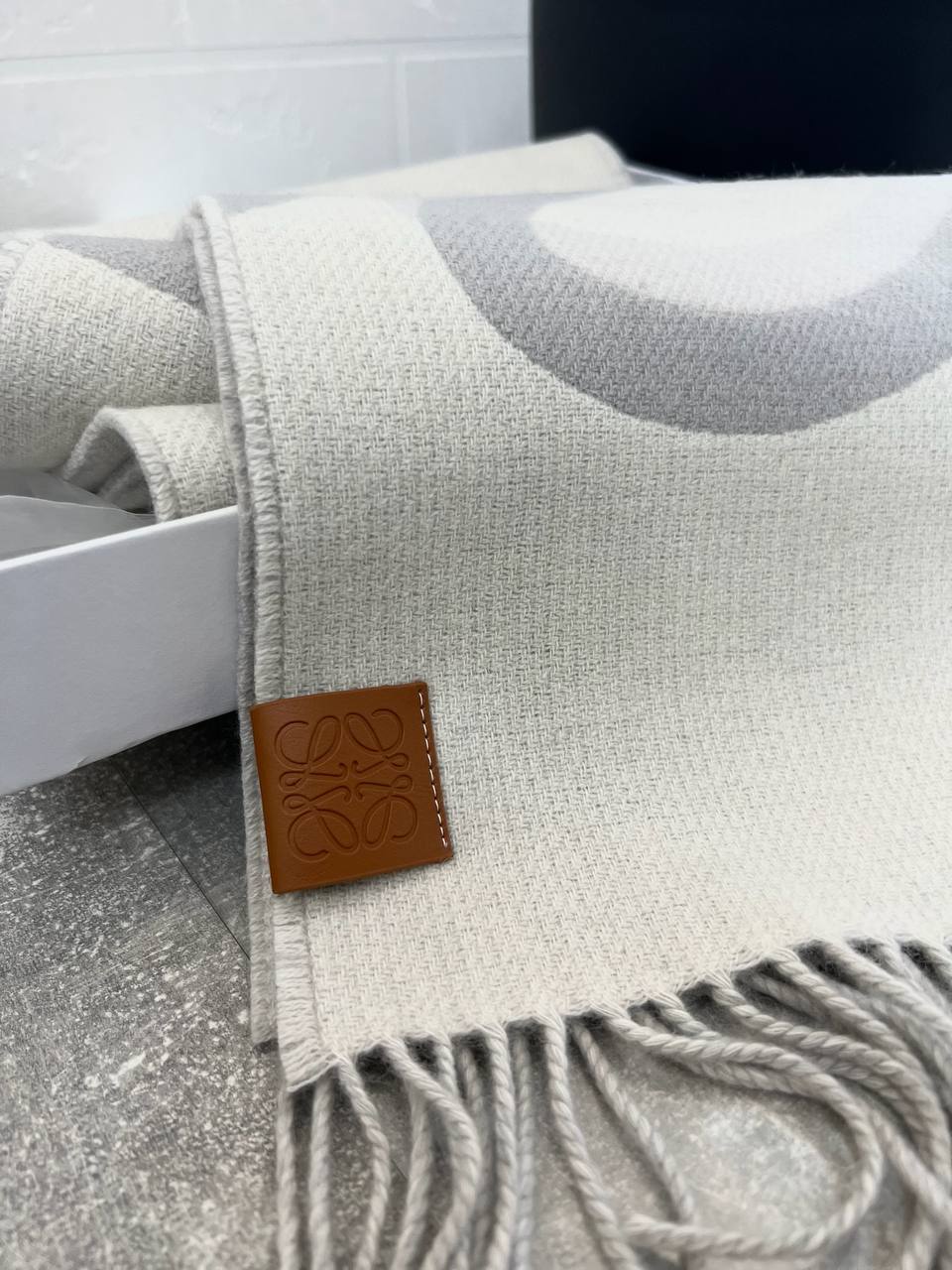 Коллекционный шарф Loewe BP-41427 Коллекционный шарф Loewe BP-41427