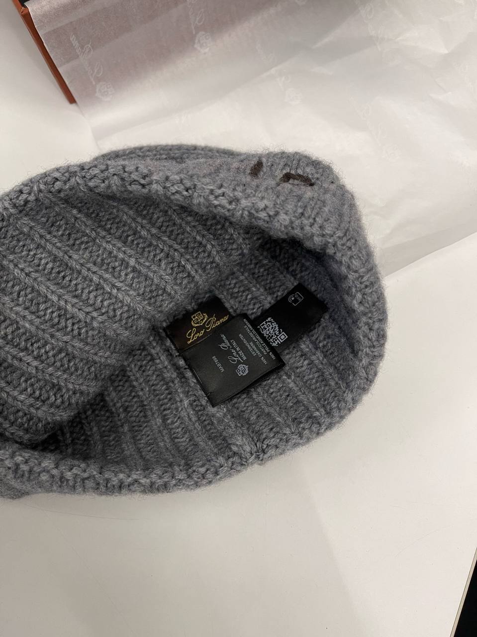 Шапка для мужчин Loro Piana BP-39733 Шапка для мужчин Loro Piana BP-39733