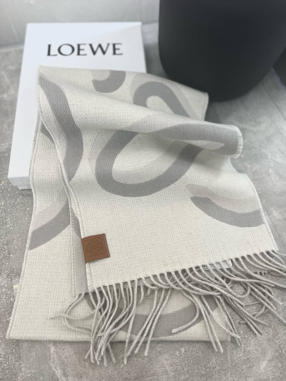 Коллекционный шарф Loewe BP-41427 Коллекционный шарф Loewe BP-41427