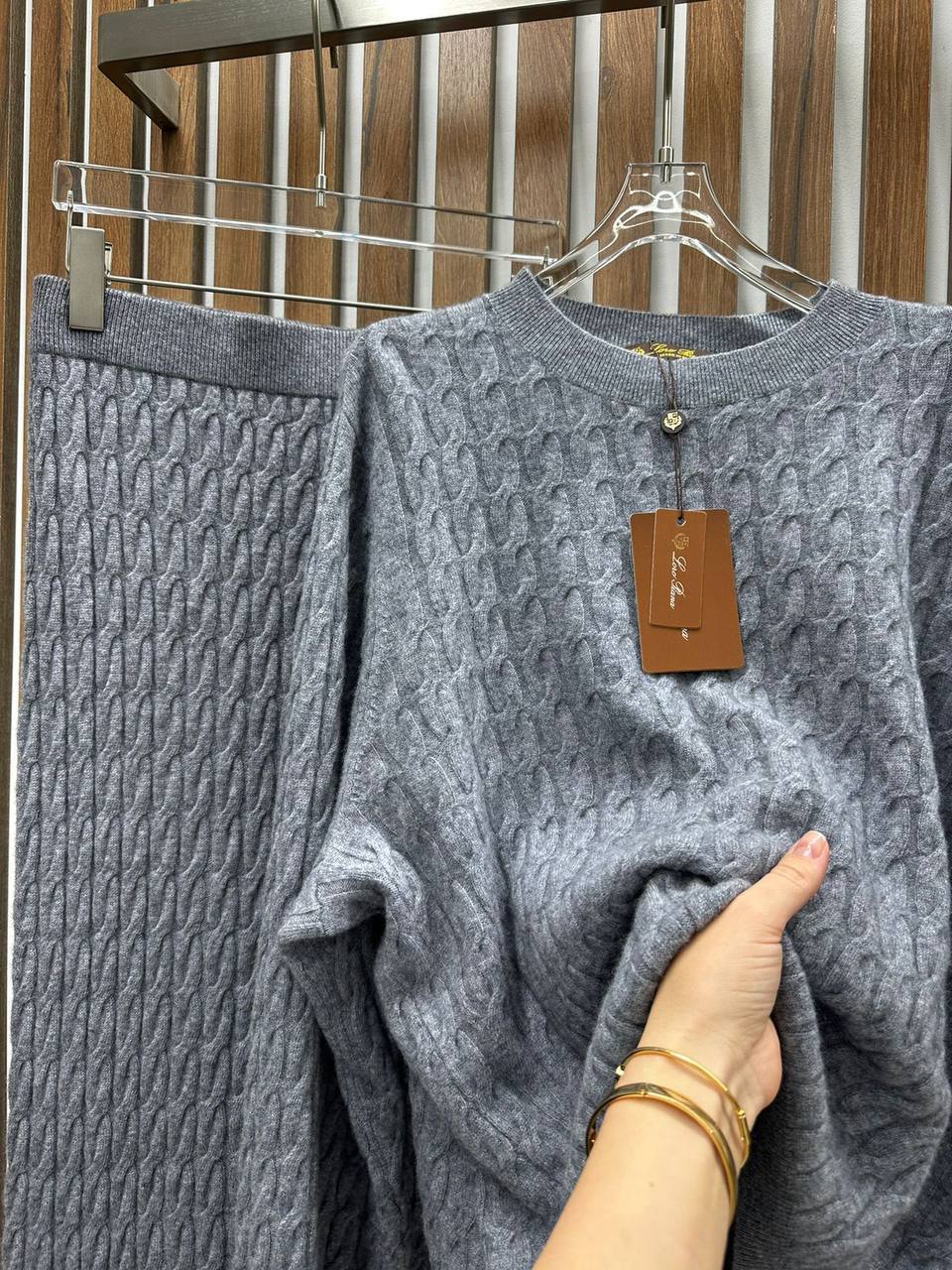 Повседневный костюм Loro Piana BP-42280 Повседневный костюм Loro Piana BP-42280