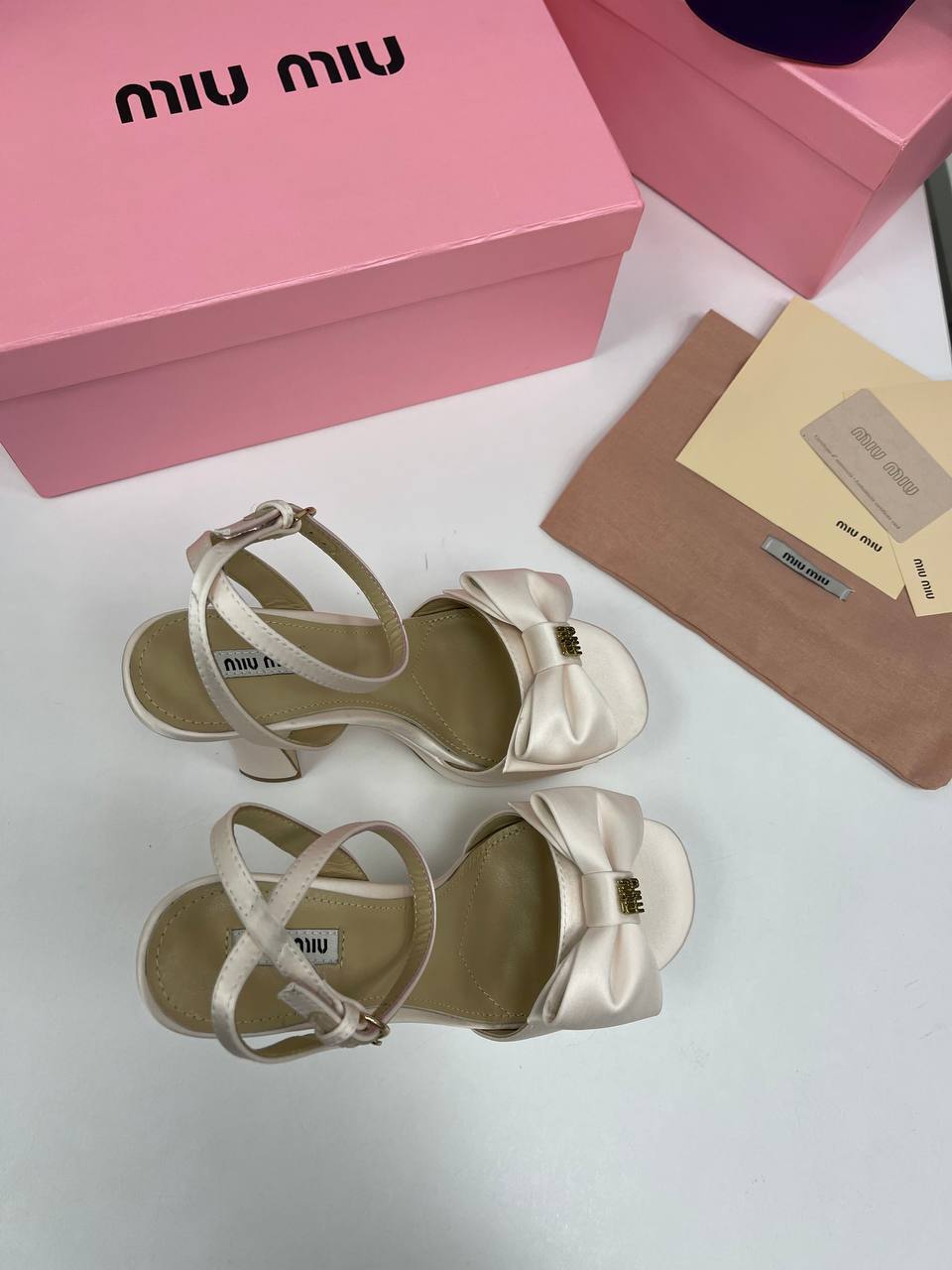 Коллекционные босоножки Miu Miu BP-29900 Коллекционные босоножки Miu Miu BP-29900