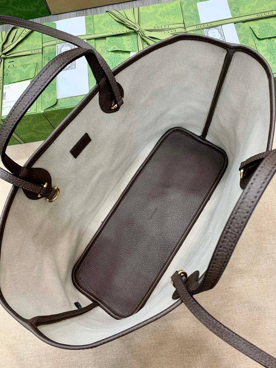 Сумка пепельная GG Ophidia Medium Gucci BP-156159 Сумка пепельная GG Ophidia Medium Gucci BP-156159