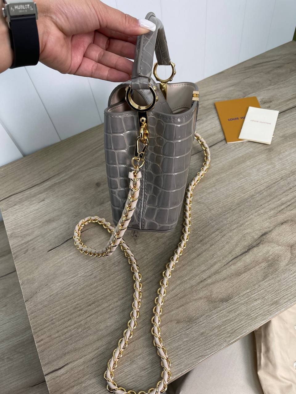 CAPUCINES женская сумка премиум 21 см Louis Vuitton BP-19734 CAPUCINES женская сумка премиум 21 см Louis Vuitton BP-19734