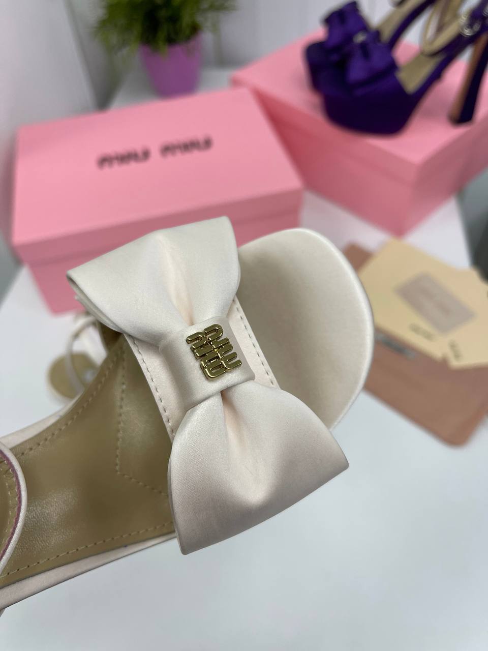 Коллекционные босоножки Miu Miu BP-29900 Коллекционные босоножки Miu Miu BP-29900